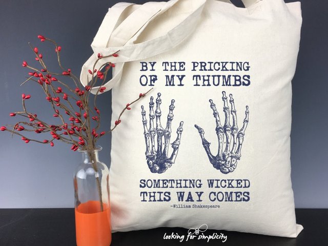 By the Pricking of My Thumbs Something Wicked This Way Comes Macbeth Shakespeare Inspired Light Weight Tote Bag - Classic Lit, Bibliophile